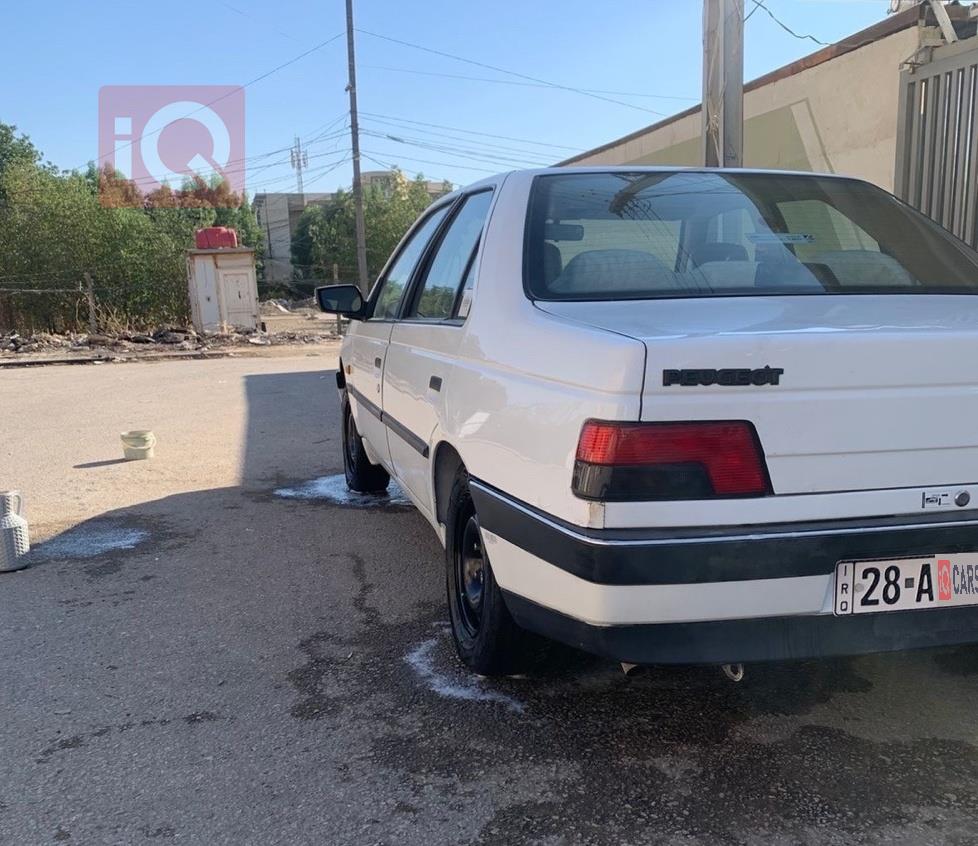 بيجو 405